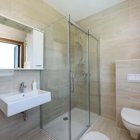 Lubey 2 Zadarvillas Vila *