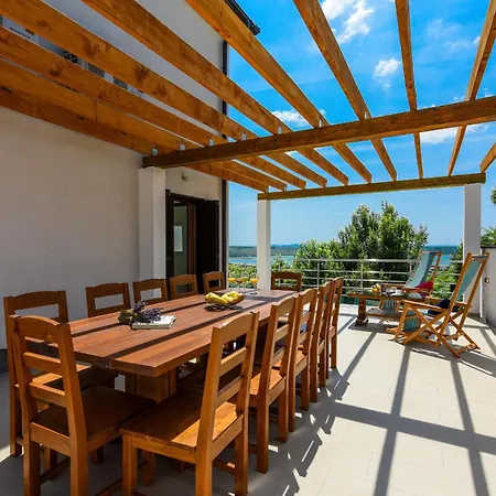 Lubey 2 Zadarvillas *