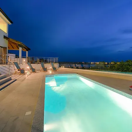 Villa Lubey 2 Zadarvillas